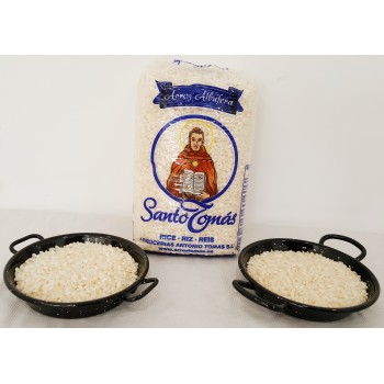 Duas paellas com arroz Albufera