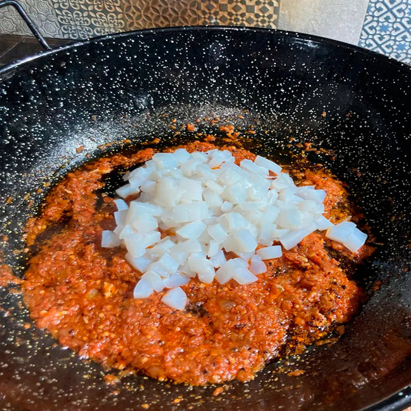 4.-Realizamos el sofrito 4.-Realizamos el sofrito