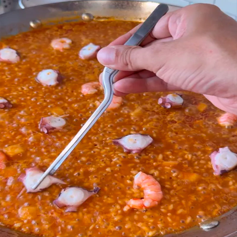 Receita de @elchefkent: arroz de polvo e gamba vermelha Receita de @elchefkent: arroz de polvo e gamba vermelha