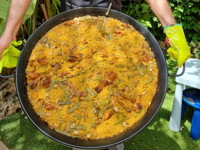 Como fazer a sua primeira paella fácil, passo a passo