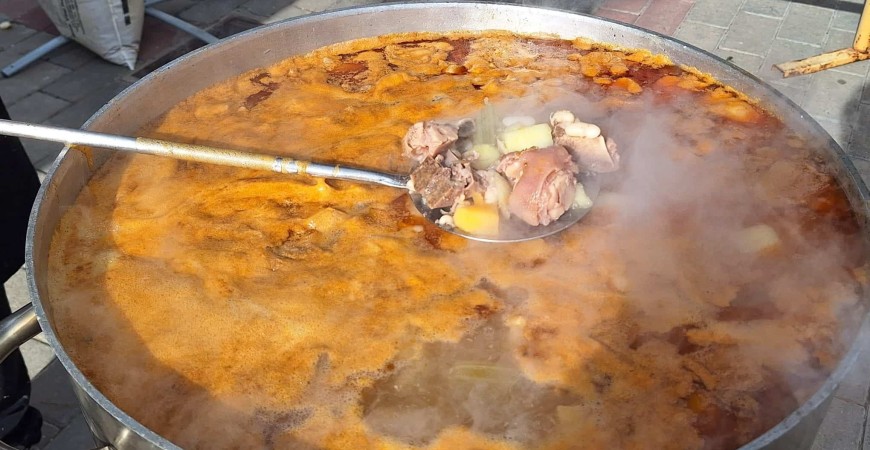 Receita de Ascensión Casero: Olla de arròs amb fesols i naps