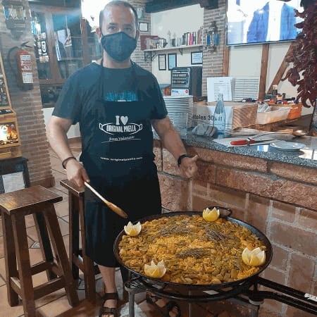 Salão da fama dos paelleros e das paellas